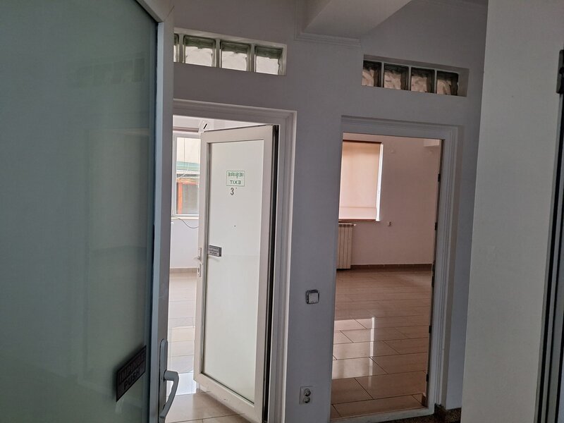 Sector 1, Piata Romana.