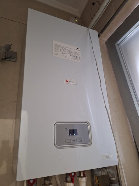 Sector 1, Piata Romana.